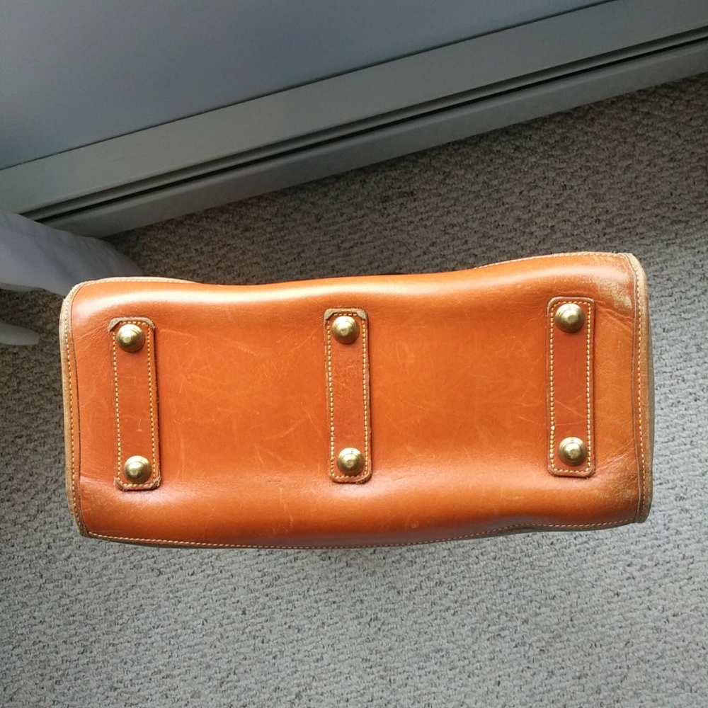 Dooney & Bourke AWL Tan Satchel Purse - Vintage - Picture 2 of 11